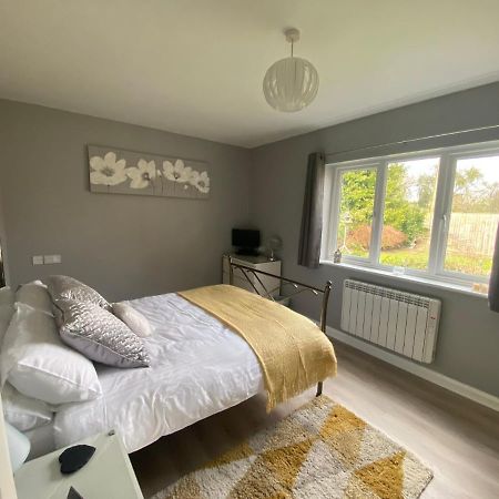 Entire Guest House, In Pewsey Vale, Wiltshire Manningford Abbots Ngoại thất bức ảnh