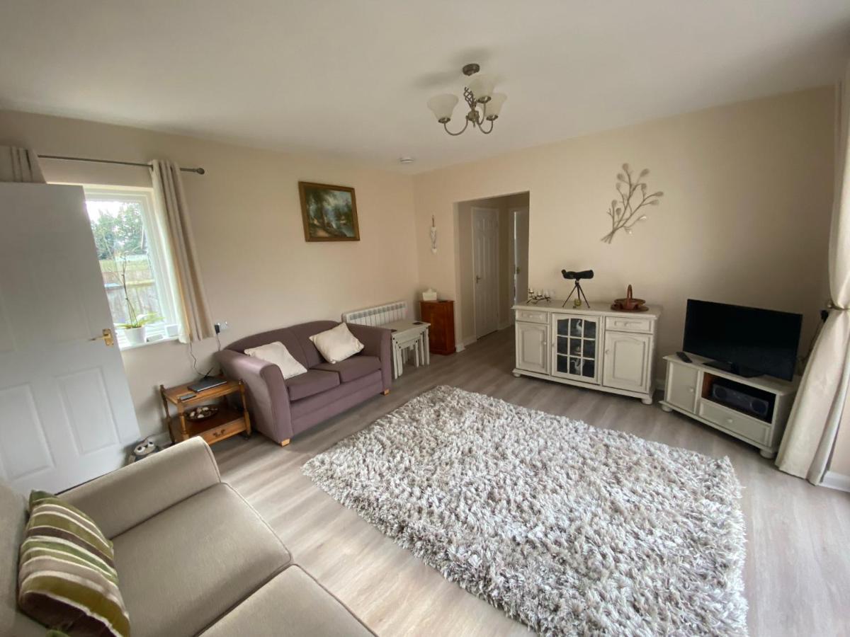 Entire Guest House, In Pewsey Vale, Wiltshire Manningford Abbots Ngoại thất bức ảnh